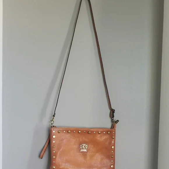 🍁New to the closet🍁 NWOT Pratesi Firenze Genuine Leather clutch - Picture 3 of 9